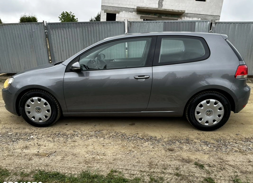 Volkswagen Golf cena 22900 przebieg: 202000, rok produkcji 2009 z Słupsk małe 781